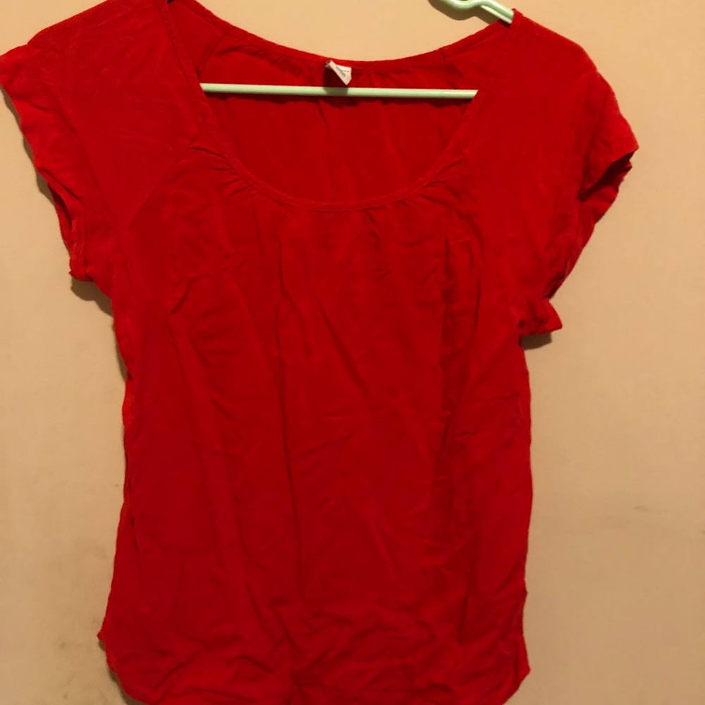 Old navy T-shirt